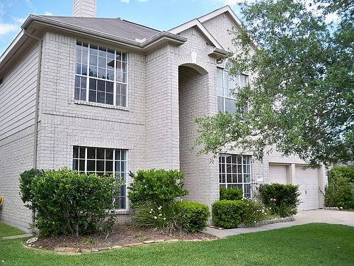 1st image of 3707 Wellington Dr
