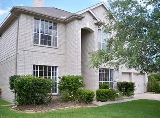 3707 Wellington Dr, Pearland, TX 77584