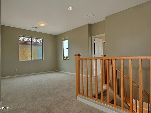 4th image of 2280 S Walnut Dr