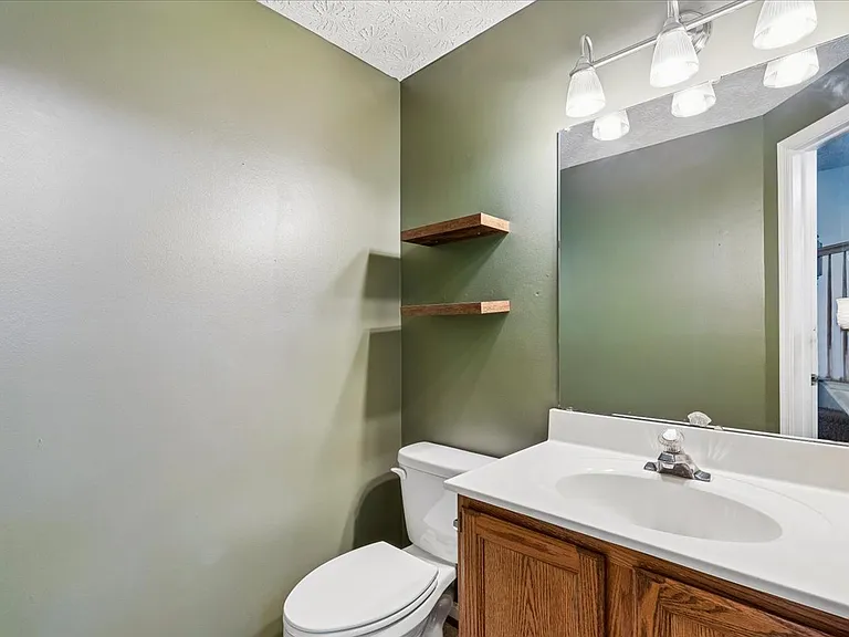 2420 Beechnut Pl — Photo 8