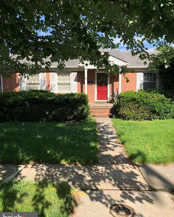 1st image of 361 Parkway St