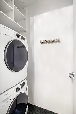 Rented by Sotheby's International Realty | media 31