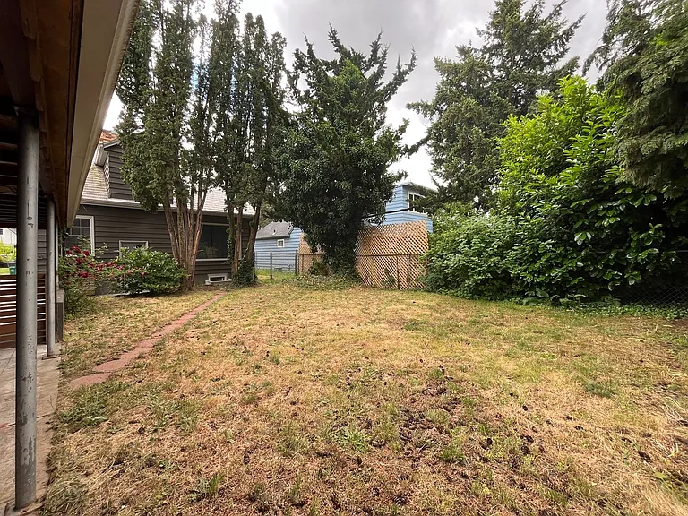 1723 NE 60th Ave — Photo 53