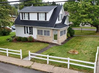 803 E State Ave, Terra Alta, WV 26764