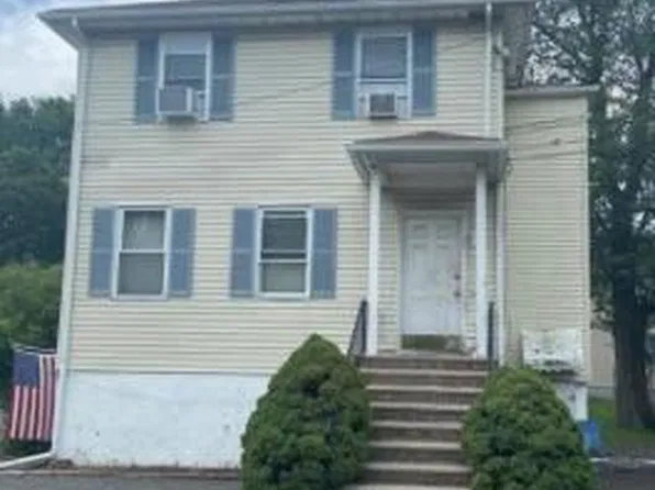 942 Edwin St, North Brunswick, NJ 08902
