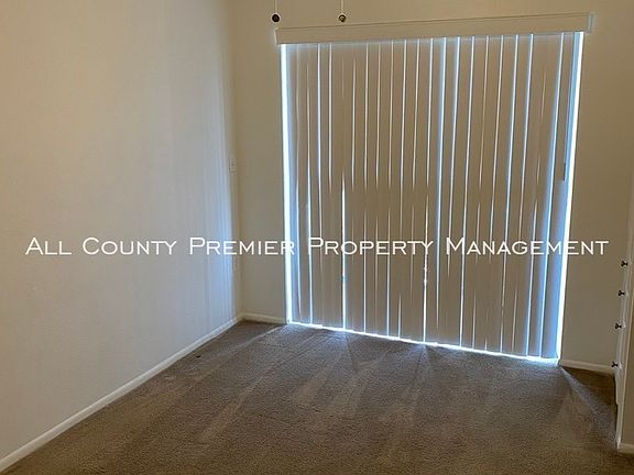 4th image of 133 Oyster Bay Cir APT 300