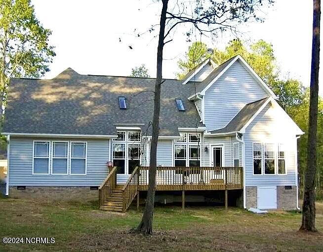 2nd image of 330 Ruth Circle
