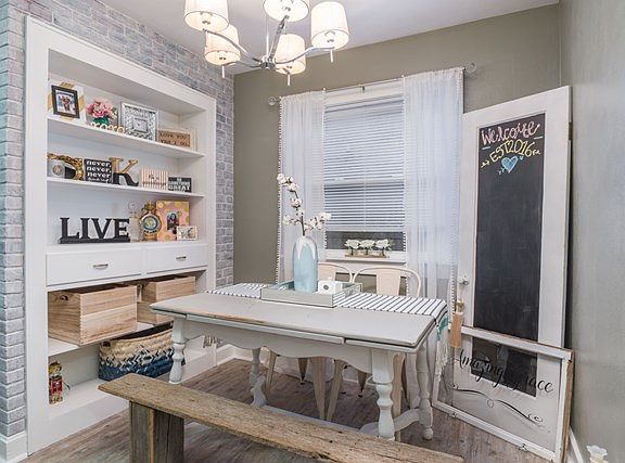 5th image of 801 Booth Ave