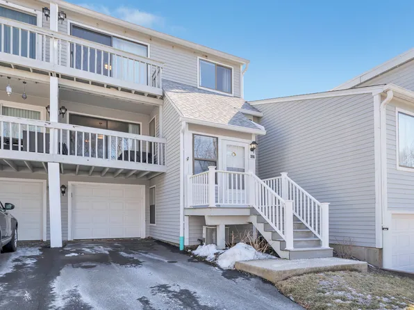 637 Longfellow Drive #637, Branford, CT 06405