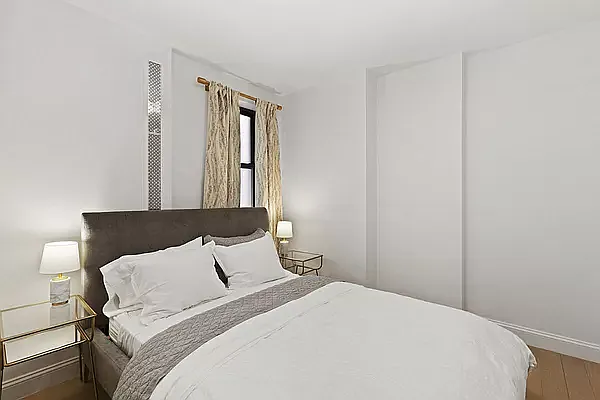 Rented by Corcoran | media 23