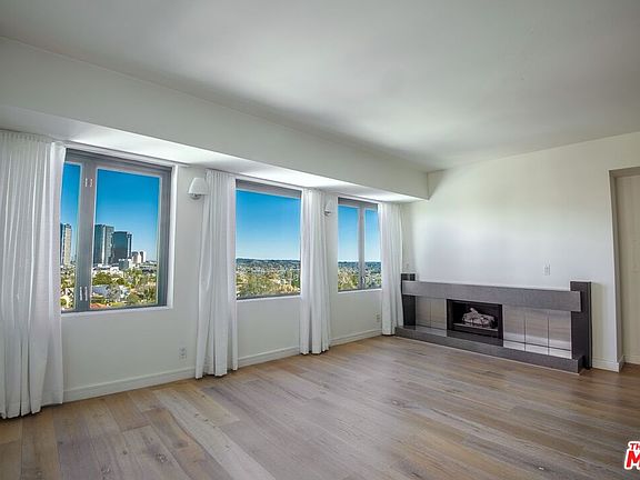 2nd image of 10520 Wilshire Blvd APT 1004
