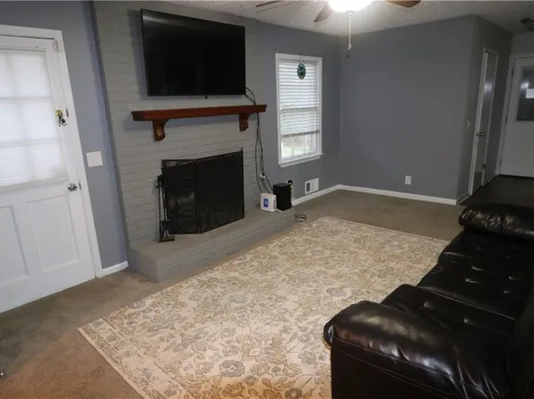 1302 Stephens St SW, Lilburn, GA 30047