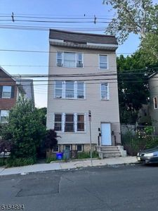 610 18th Ave, Newark, NJ, 07103