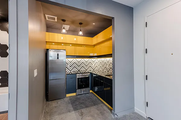 Rented by Brooklyn Group | media 8