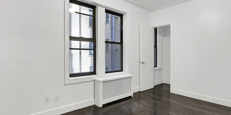 Rented by REZI | media 161