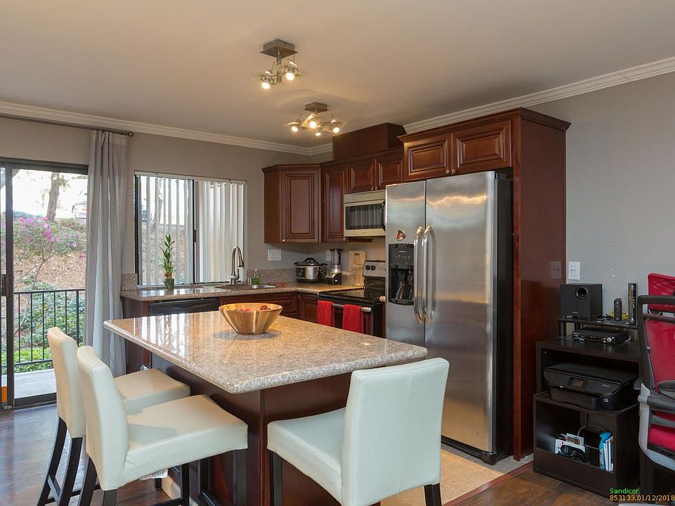2nd image of 7838 Cowles Mountain Ct Unit C9