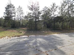 21 Windbrook St, Chipley, FL 32428