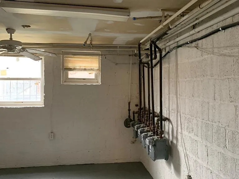 141 Galveston Pl SW — Photo 20