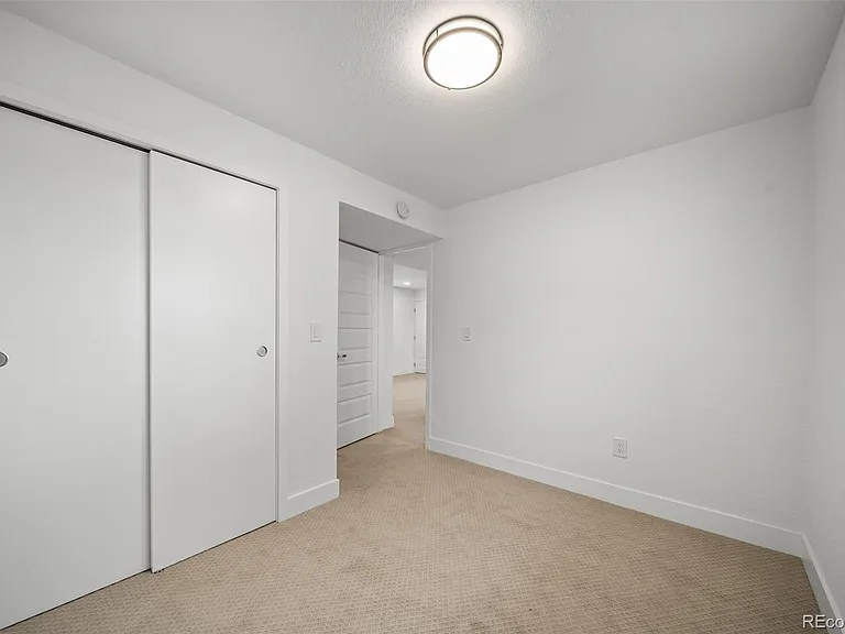 15989 E 18th Pl — Photo 27