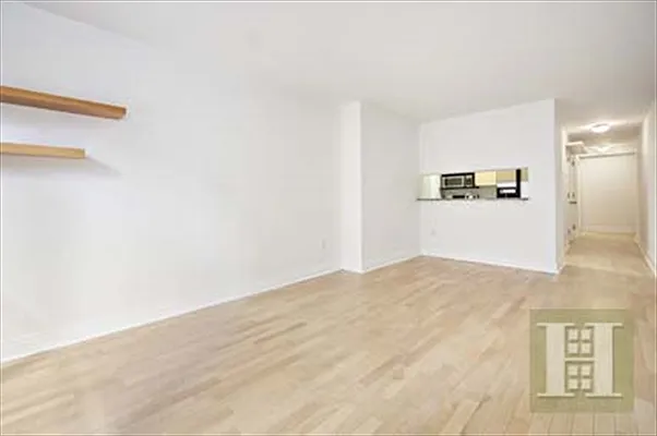 Sold by Citi Habitats | media 2