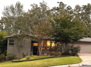 17 Pinnacle Pt, Little Rock, AR 72205