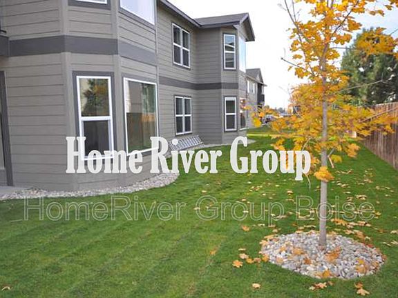 2nd image of 11846 W Fairview Ave APT 201