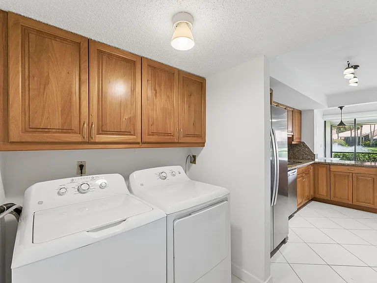 119 Old Meadow Way — Photo 8