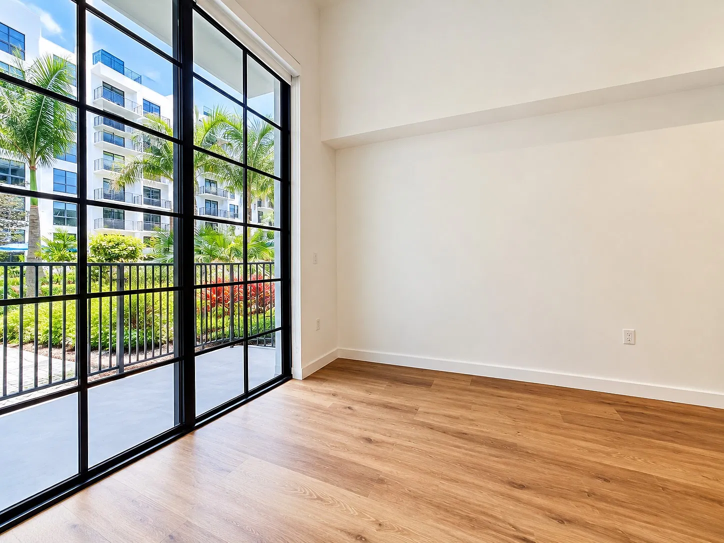 1 bed, 900 sqft, $2,950 — Photo 4