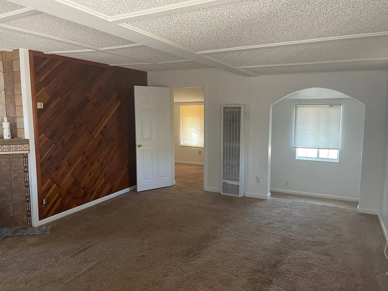 3284 Jackson St — Photo 2