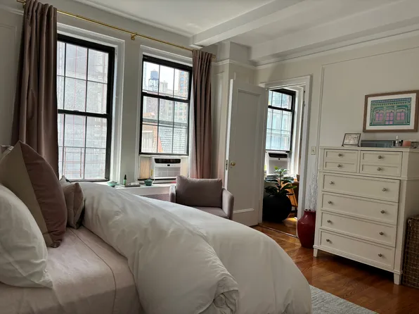 175 West 76th Street image 5 of 14