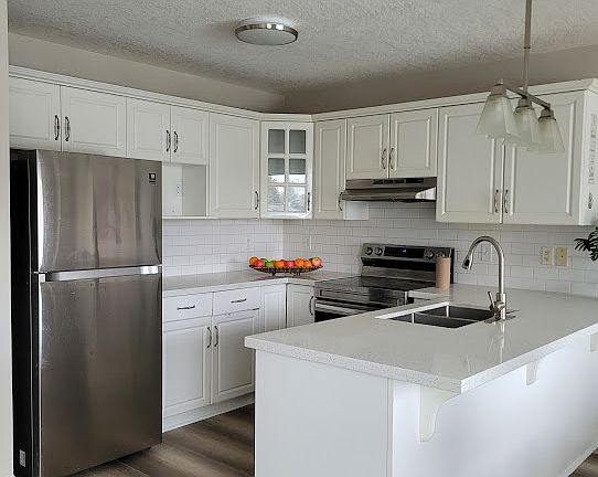 5th image of 81 Penhale Ave S