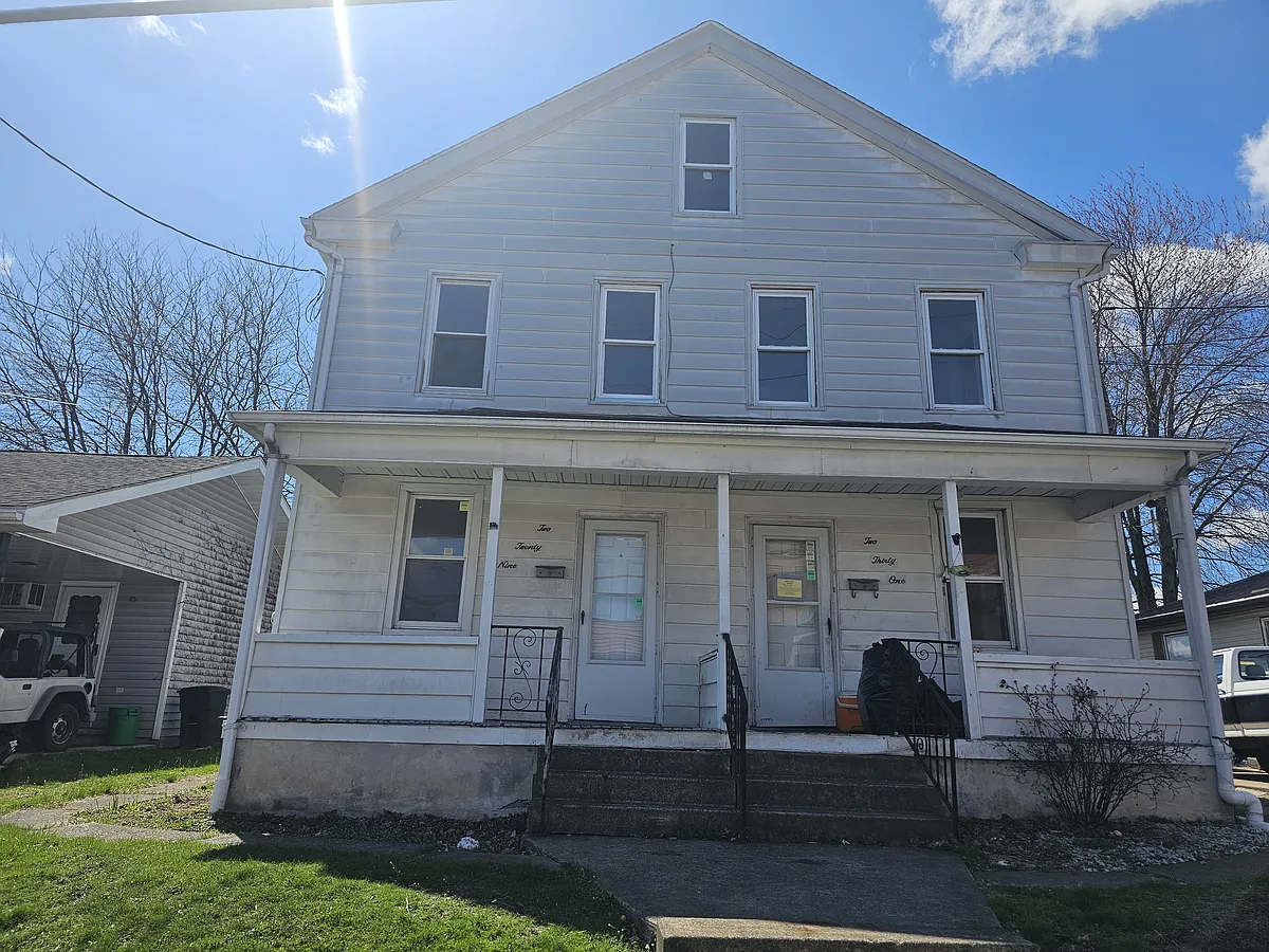 Photo 1 of 1 - 229 Nesbitt St #1 - Larksville, PA Primary Photo - 229 Nesbitt St #1
