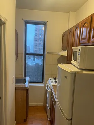 Rented by K & O Realty Associates Inc. | media 14