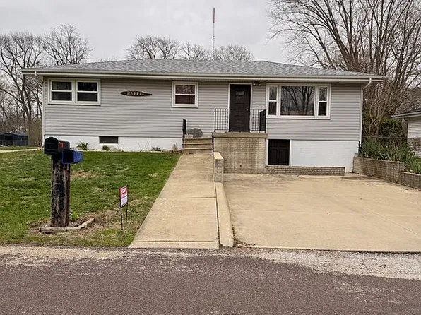 312 Baylor St, East Peoria, IL 61611