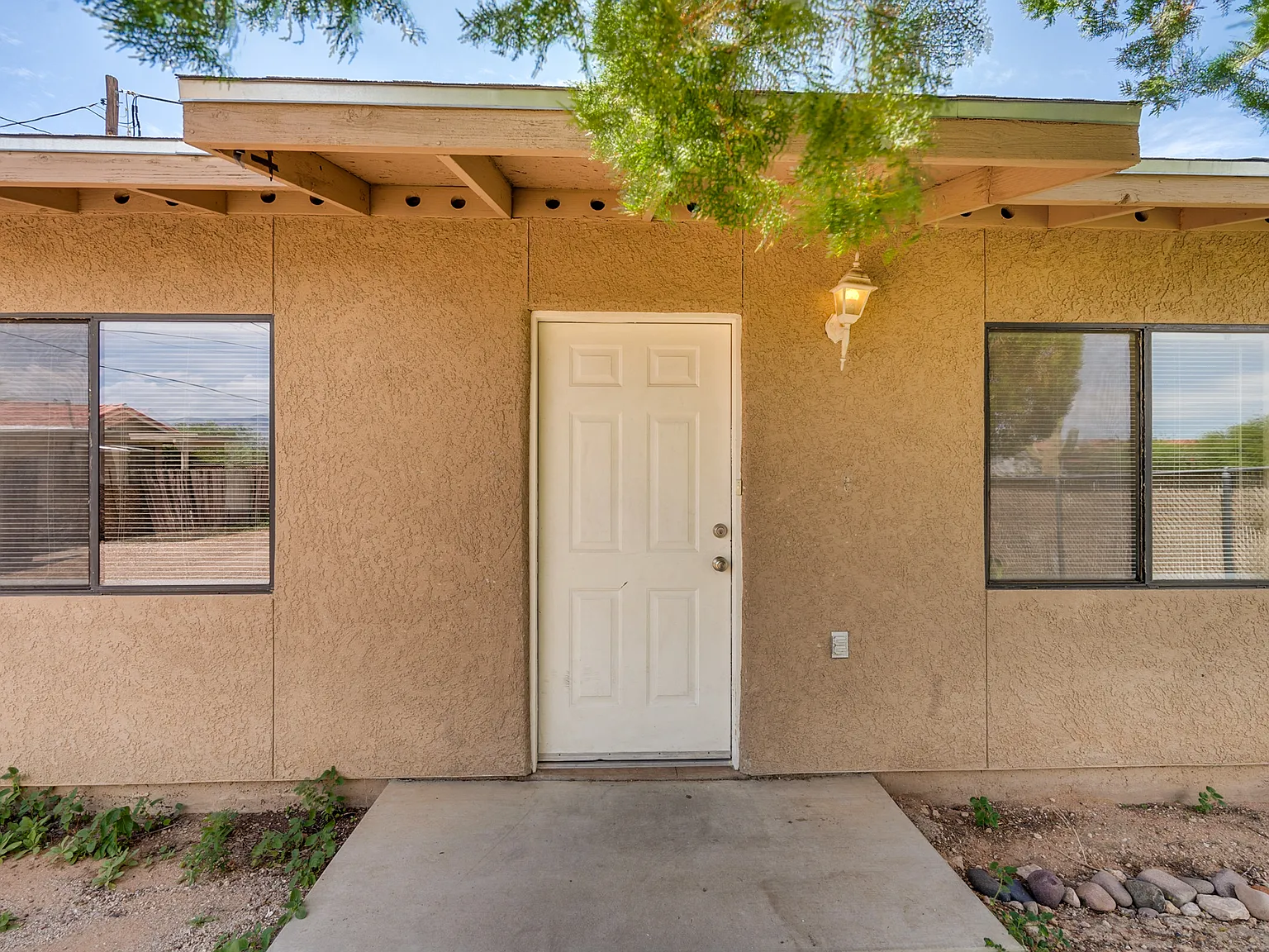 3 bed, 1090 sqft, $1,795 — Photo 3