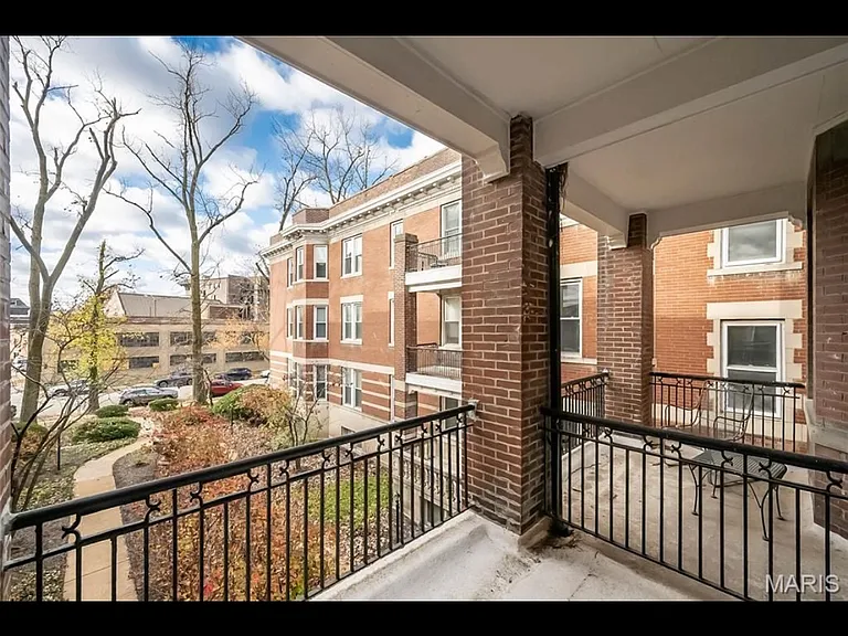 4957 McPherson Ave #D — Photo 12