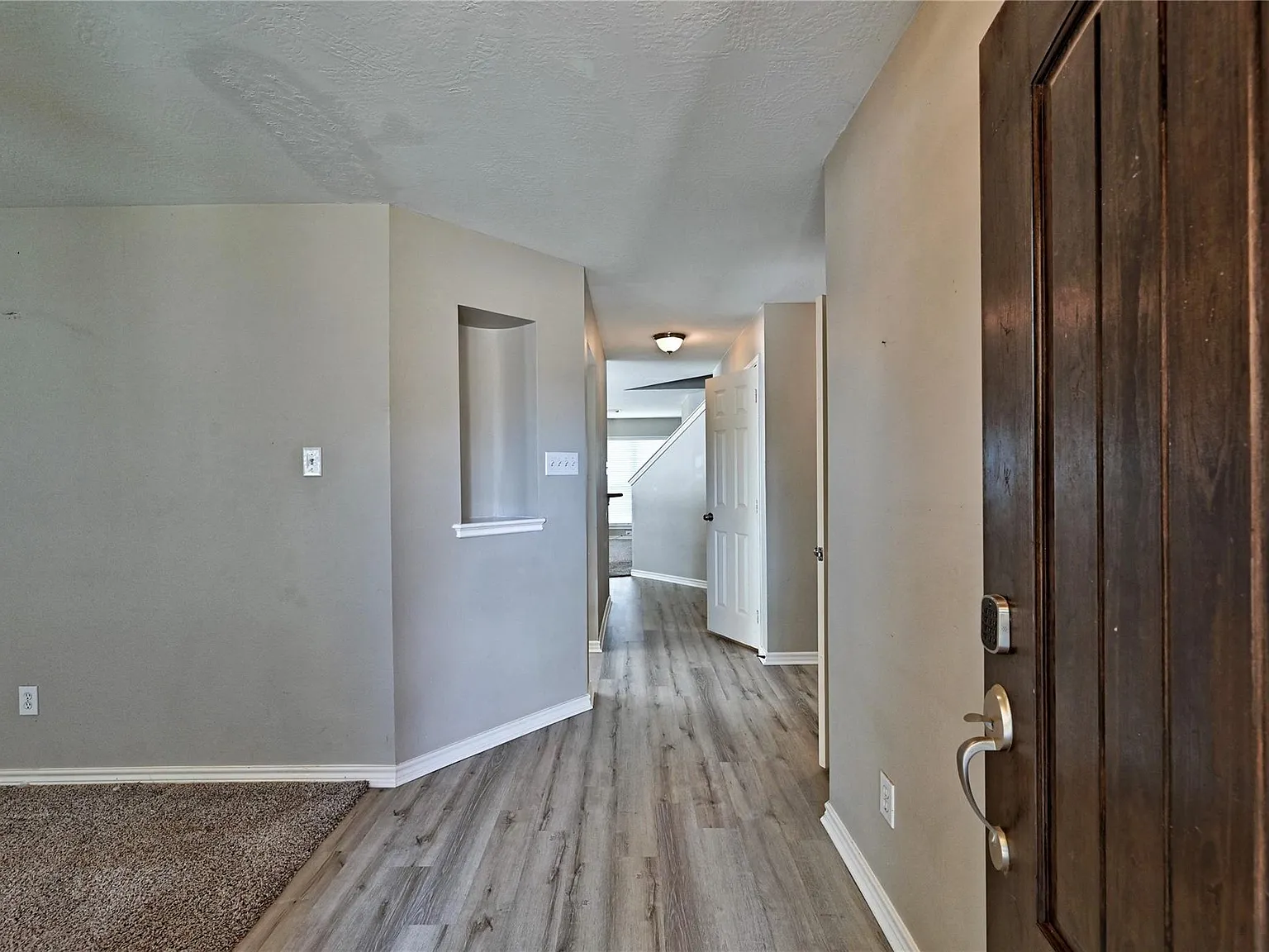 3 bed, 2.5 bath, 1782 sqft, $2,350 — Photo 4