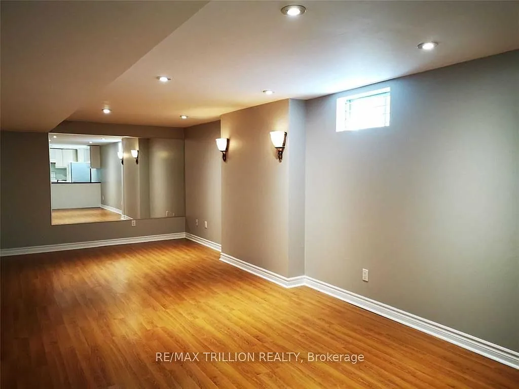 2 bed, $1,950 — Photo 4
