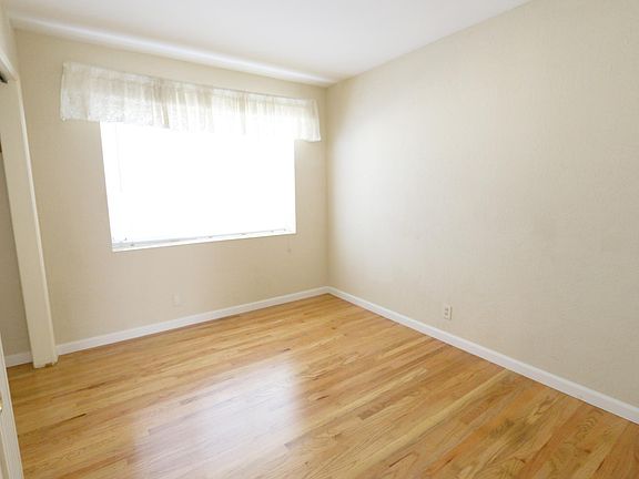 4th image of 6838 Westmoor Way