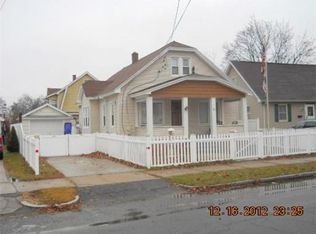 30 Prentice St, Springfield, MA 01104