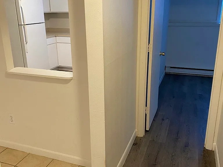 34 Pleasant St #B — Photo 13