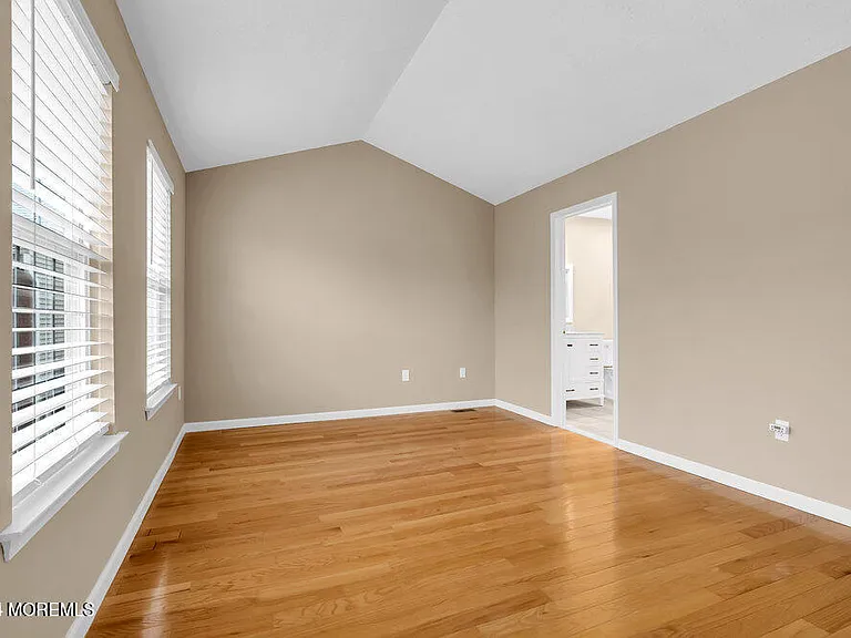 87 Richmond Ct S #93 — Photo 24