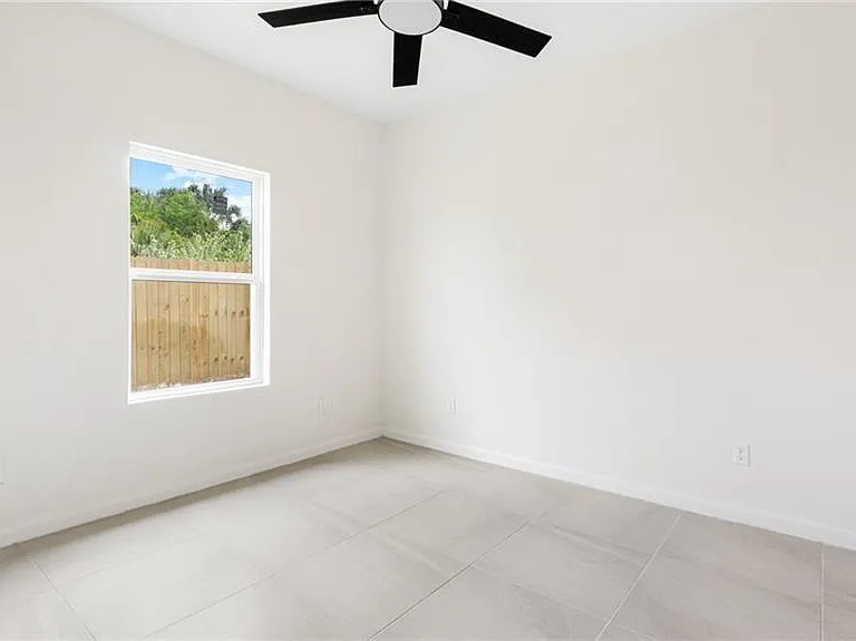 2609 Bald Cypress Dr #1 — Photo 8