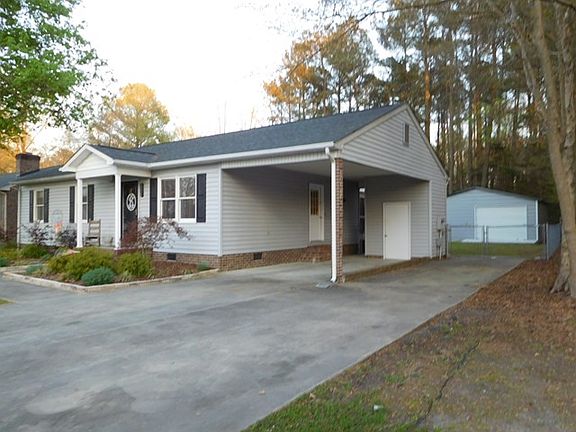 3rd image of 1326 Georgia Ave