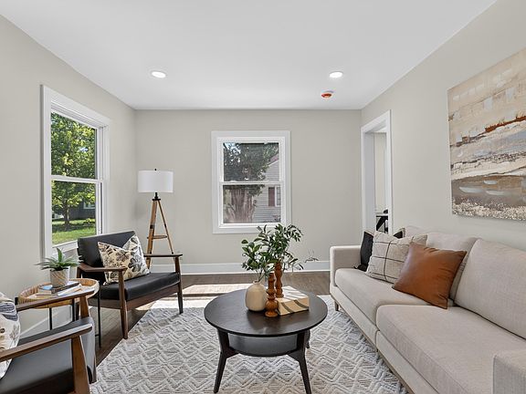 5th image of 2958 Shady Ln
