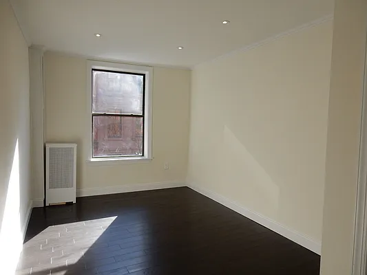 Rented by Aimee Grodanz, LREB | media 31