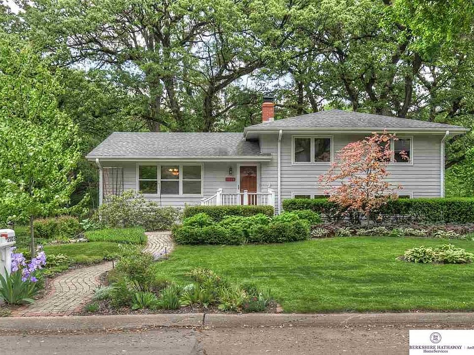 1st image of 3503 Armbrust Dr