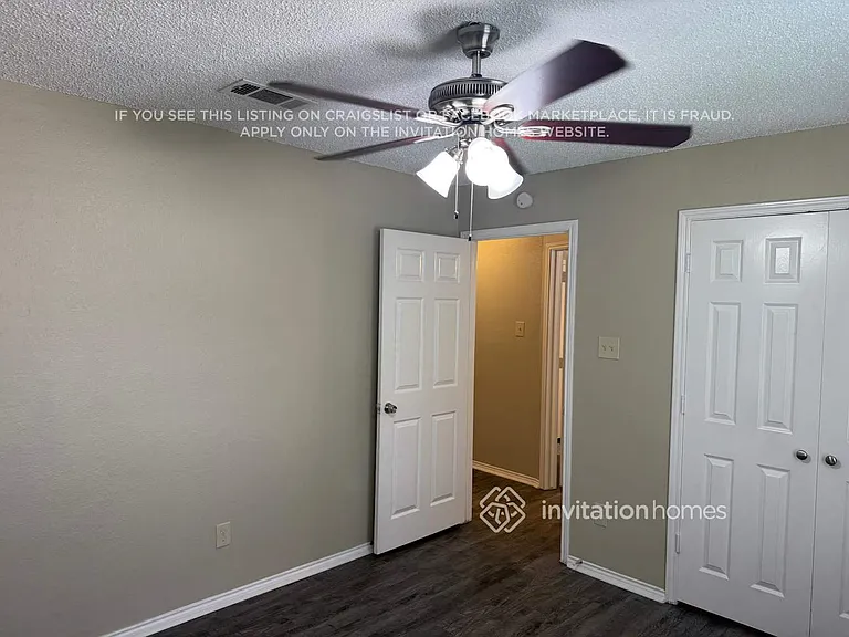 1517 Woodvale Dr — Photo 9