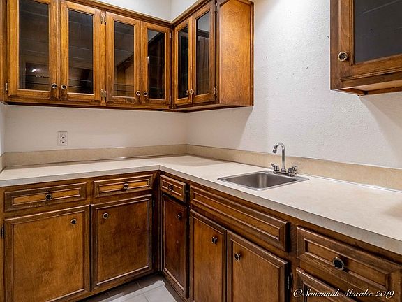 5th image of 3809 Crestline Ave