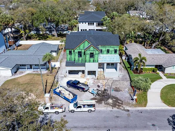 4713 W Estrella St, Tampa, FL 33629